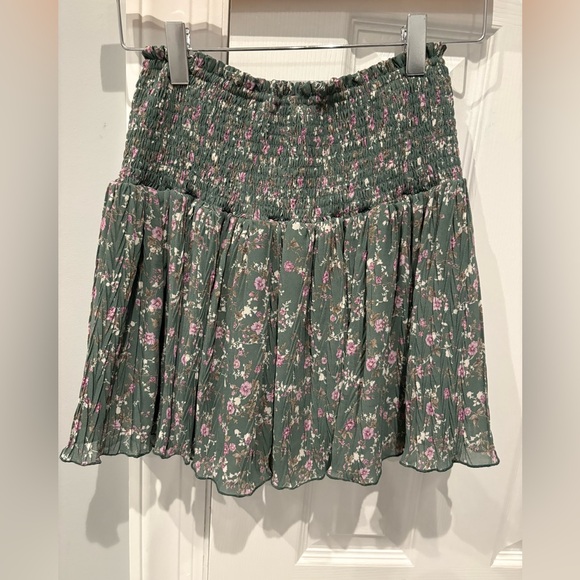 Muche & Muchette Dresses & Skirts - Muche Muchette Floral Green Skirt